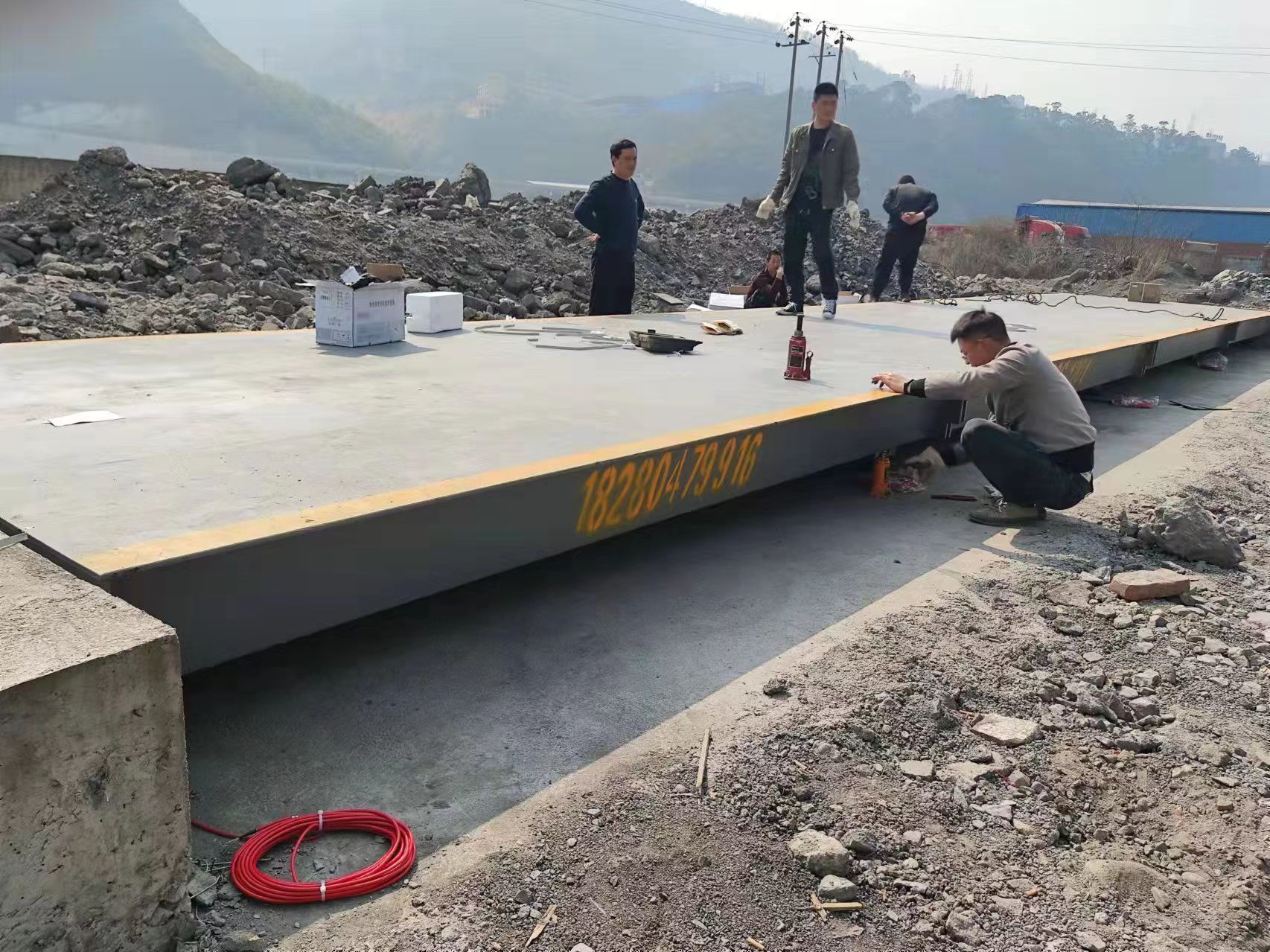 非專業(yè)人員不建議對(duì)地磅或傳感器維修